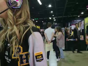 yourgirlmillie's chat room