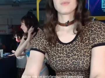 tiggerrosey's chat room