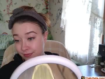 aliceriverscam's chat room