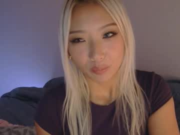 vivianwinters's chat room