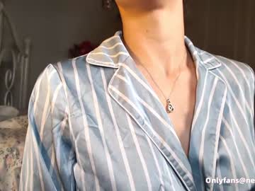 sunluscious's chat room