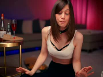 newchloe18's chat room