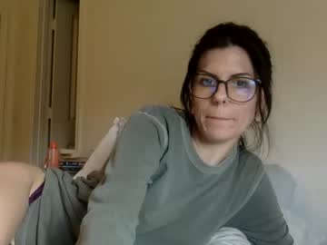 sweetriddance's chat room