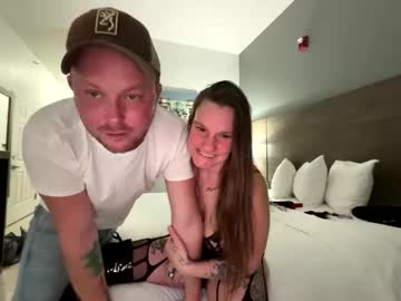 rfroggerbabe69's chat room