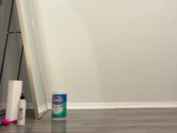 lilylustxoxo's chat room