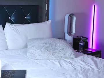 veronicadiazxxx's chat room