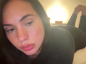 pollyyypocket's chat room