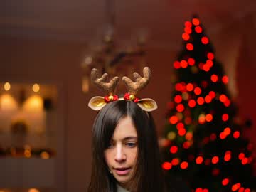 newchloe18's chat room