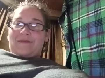 dreamscumtrue420's chat room