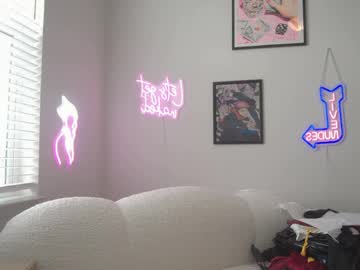 therosiecheeks's chat room