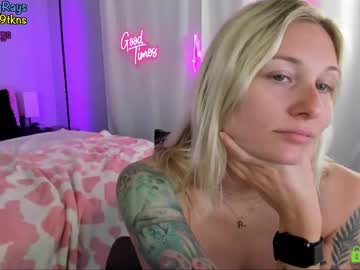 ryan_n_riley's chat room