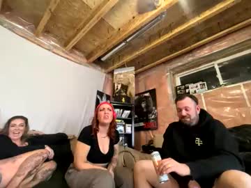 coupleoffantastics's chat room