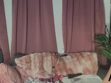 ava_west's chat room