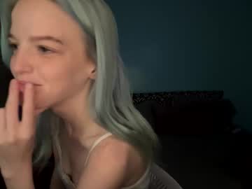 dadwouldbeproud1's chat room