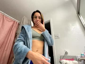 serenityroseee's chat room