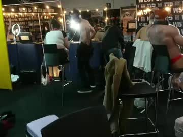 peacheekitty's chat room