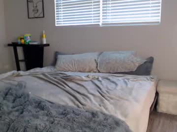 zoeemonroe's chat room