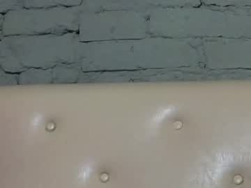 vixvixenn's chat room