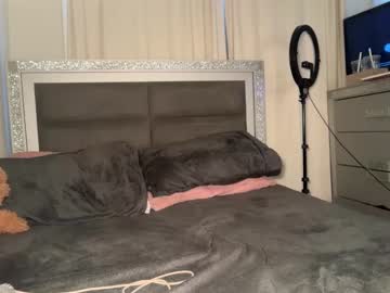 sophiasecretsx's chat room