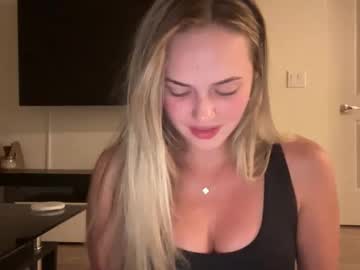 luvaimee's chat room