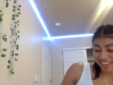 pretty_girl828687's chat room