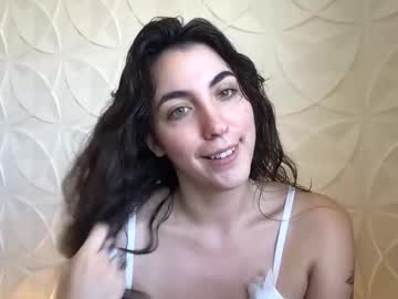 strawberripulp's chat room