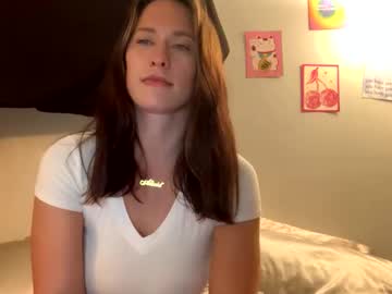 aliciacolette123's chat room