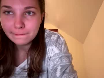 deepthroatqueen33's chat room