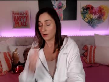 holihurricane's chat room