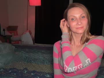 kaileeshy's chat room