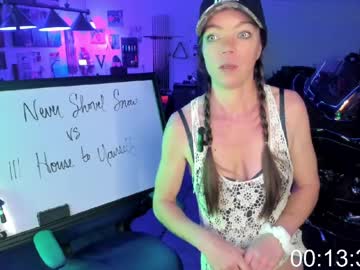 mindymars's chat room