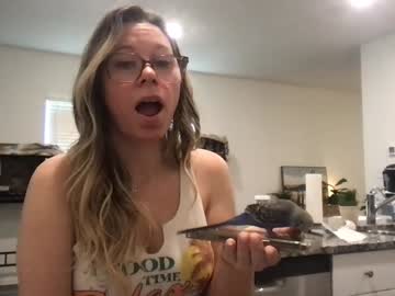 texas_blonde's chat room