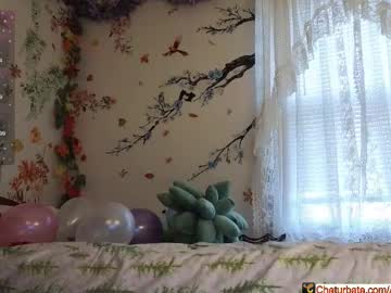 aliceriverscam's chat room