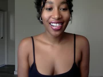 gyalxoxo's chat room