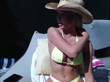 sadieeblake's chat room