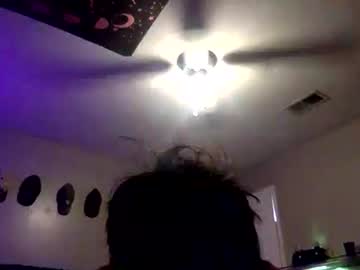 skinnyangel21's chat room