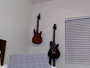 ashleyyylove13's chat room