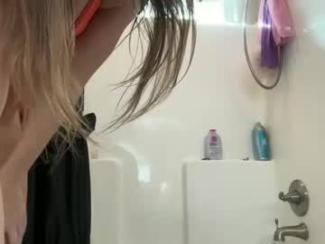 brielledaviss's chat room