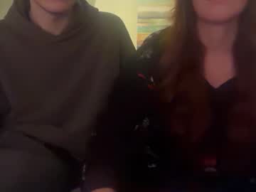 redheadandbigpeenar's chat room