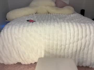 ellieluvs's chat room