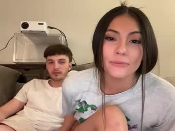 laylakitten4's chat room