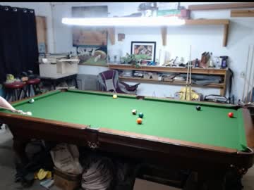 rosegold18's chat room