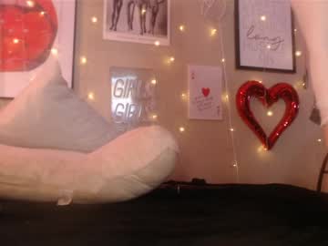 milf_lacey's chat room