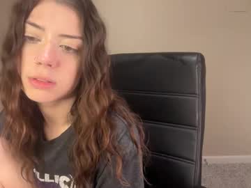 kr3amykay's chat room