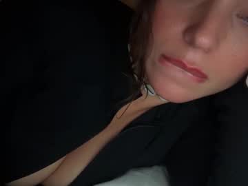 pollyyypocket's chat room