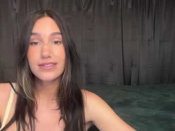 ella2sweet's chat room