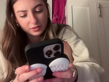 fantasyella's chat room