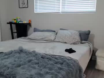 zoeemonroe's chat room