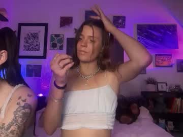 miamoorexo's chat room