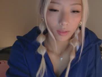 vivianwinters's chat room